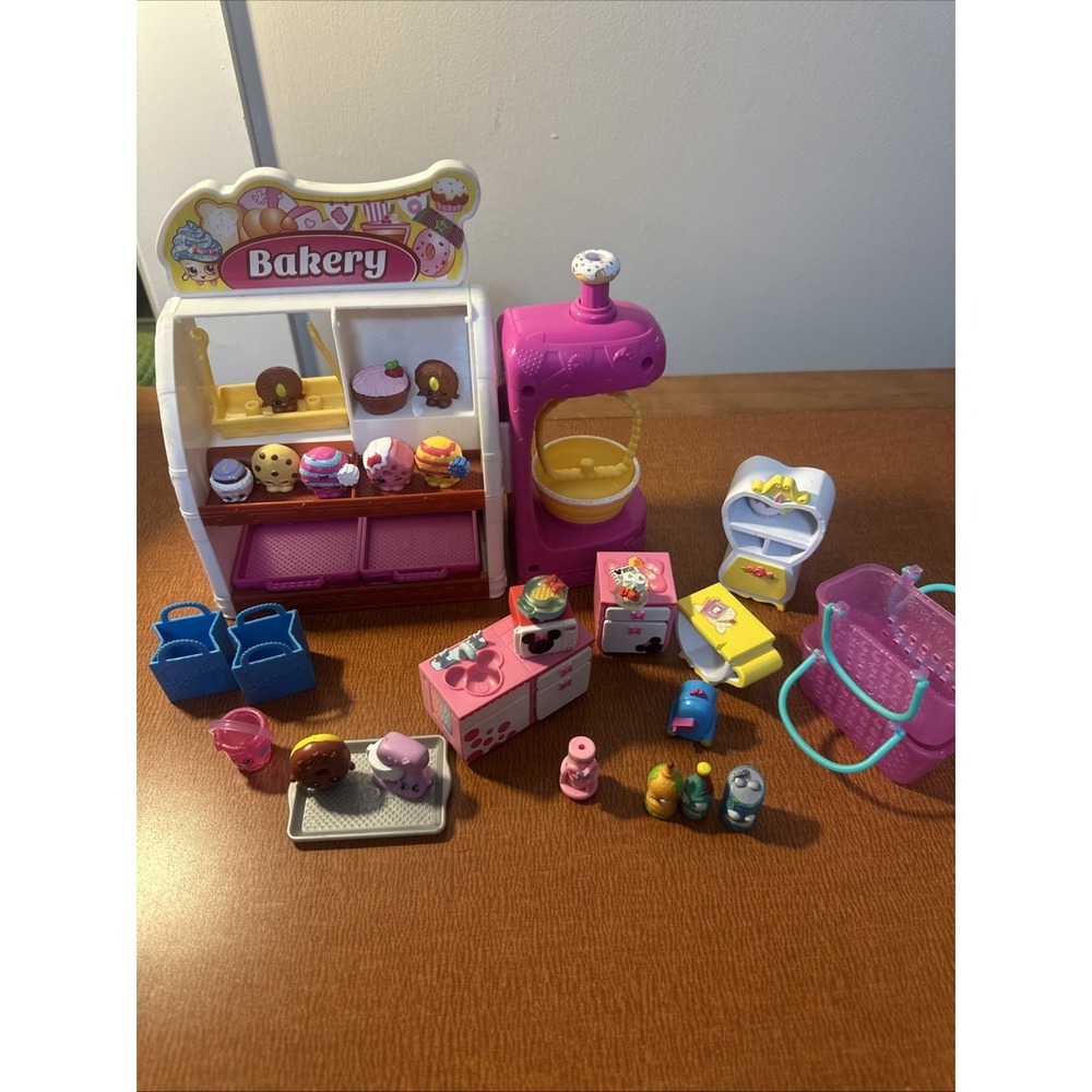 Shopkins‎ Bakery & Disney Happy Place Toys, Some Older Gen Rare